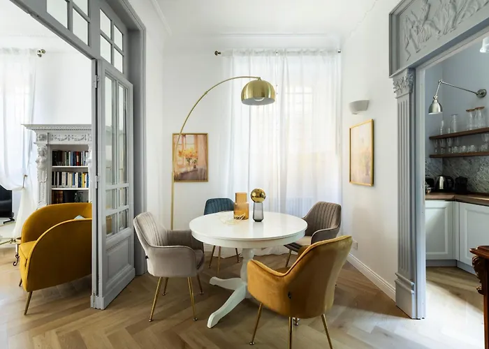 Ych-belle Epoque House *