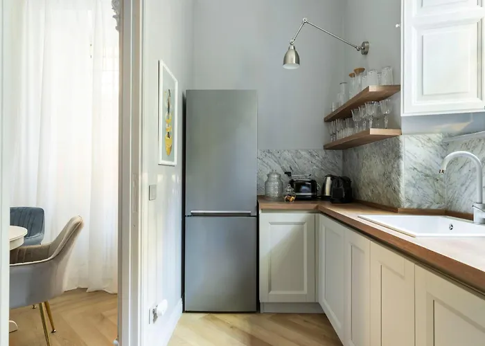 Ych-belle Epoque House