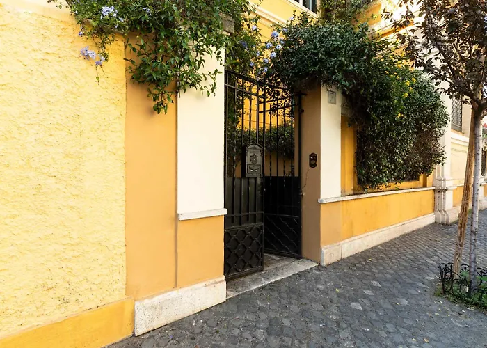 Ych-belle Epoque House Apartman *